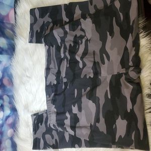 COPY - Maternity Capri